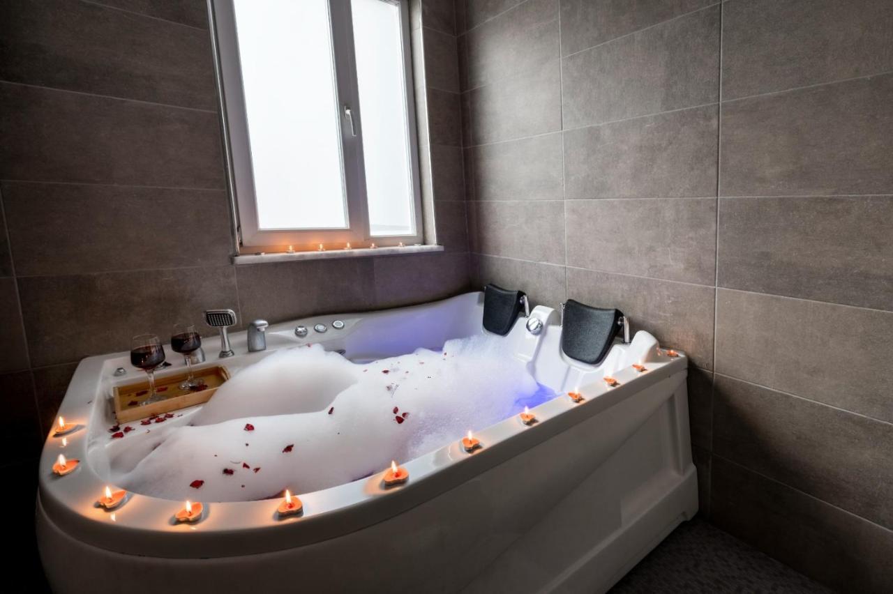 Arena Luxury Suites Hotel Istanboel Buitenkant foto